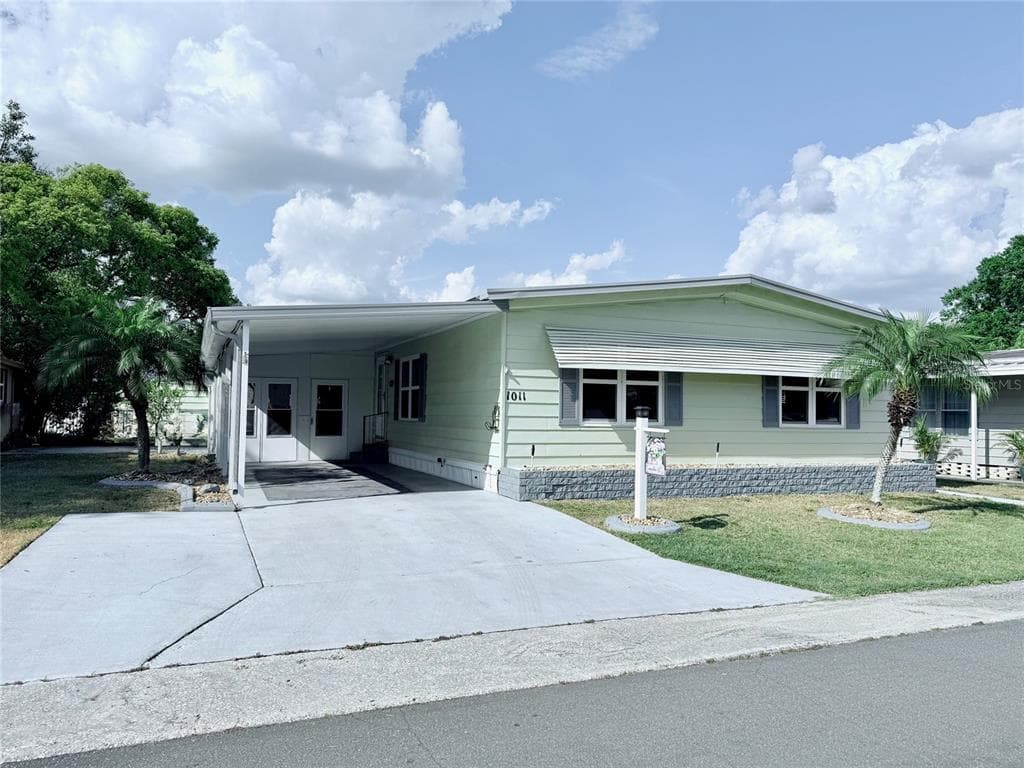1011 PINE RIDGE DRIVE LAKELAND, FL 33809