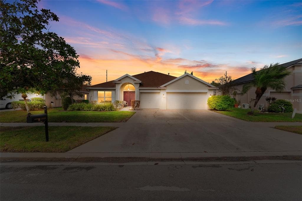 4605 KILCOYNE COURT LUTZ, FL 33558