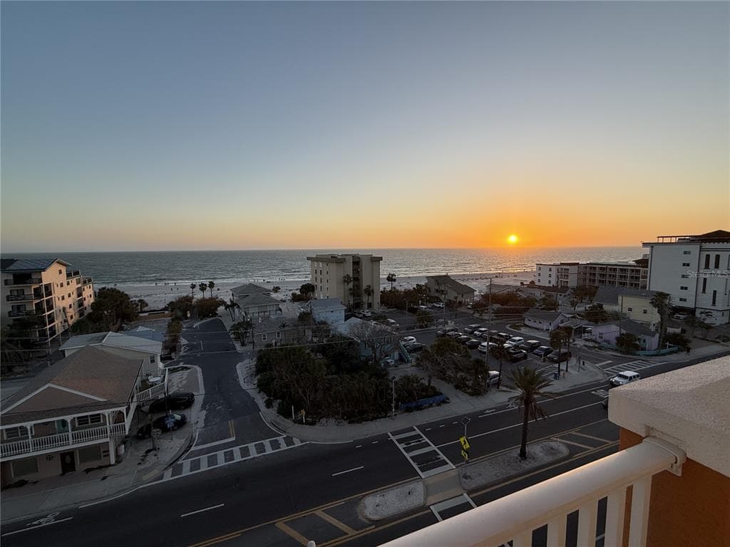 13101 GULF BOULEVARD UNIT 1702 ST PETERSBURG, FL 33708