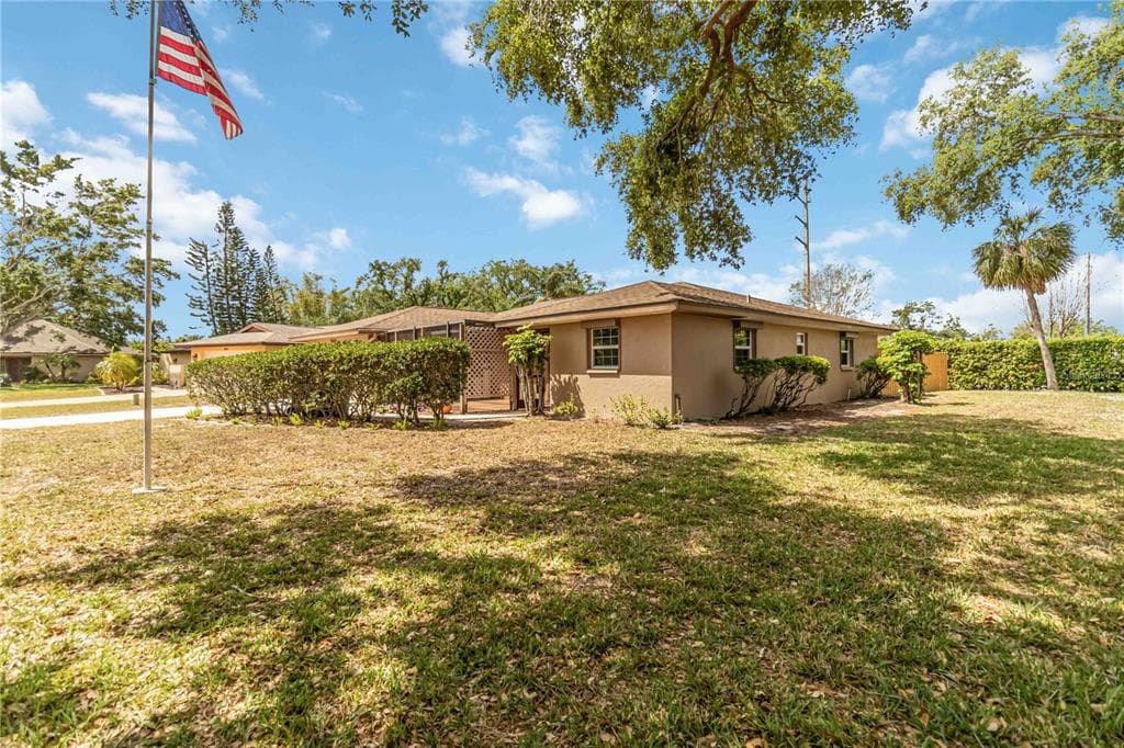 3600 ASTER DRIVE SARASOTA, FL 34233