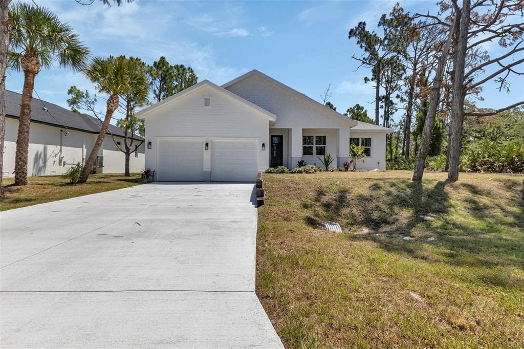 2444 JACOBS STREET PORT CHARLOTTE, FL 33953