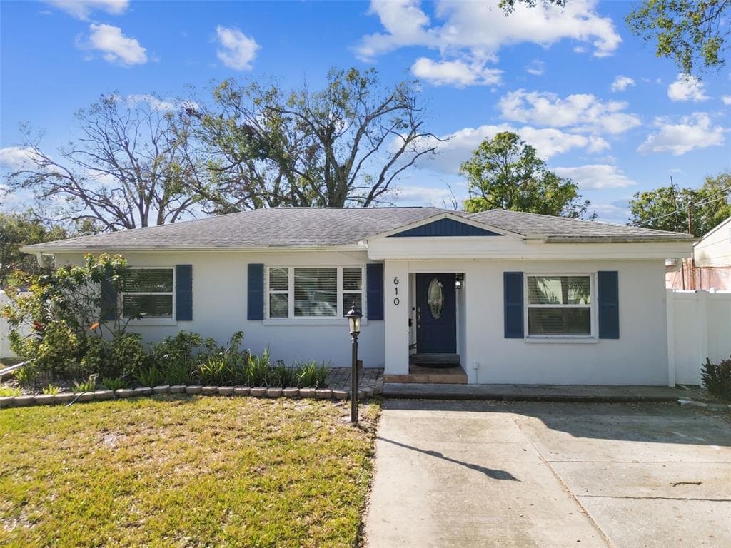 610 N WOODLYNNE AVENUE TAMPA, FL 33609