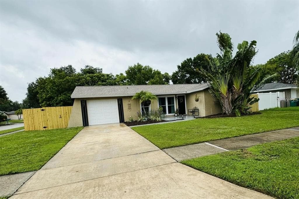 11928 MANDARIN COURT