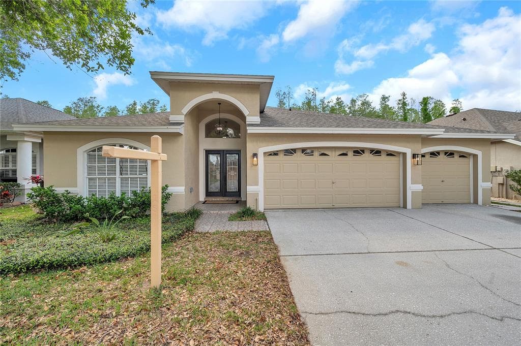 19728 MORDEN BLUSH DRIVE LUTZ, FL 33558