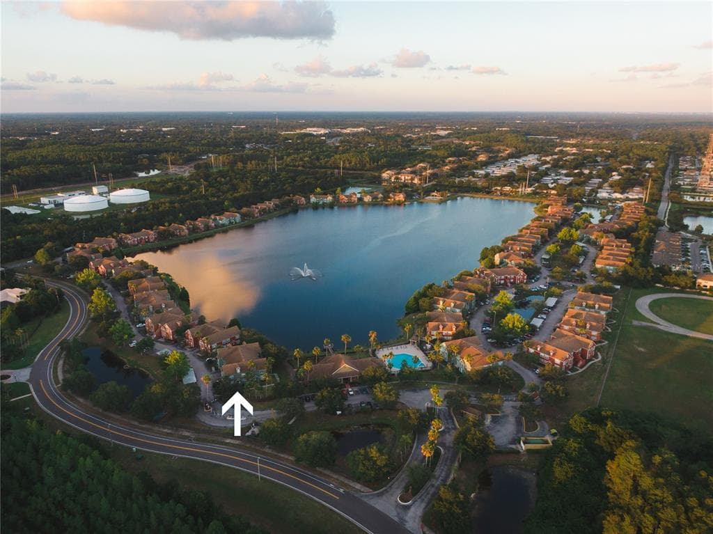 9412 LAKE CHASE ISLAND WAY UNIT 9412 TAMPA, FL 33626