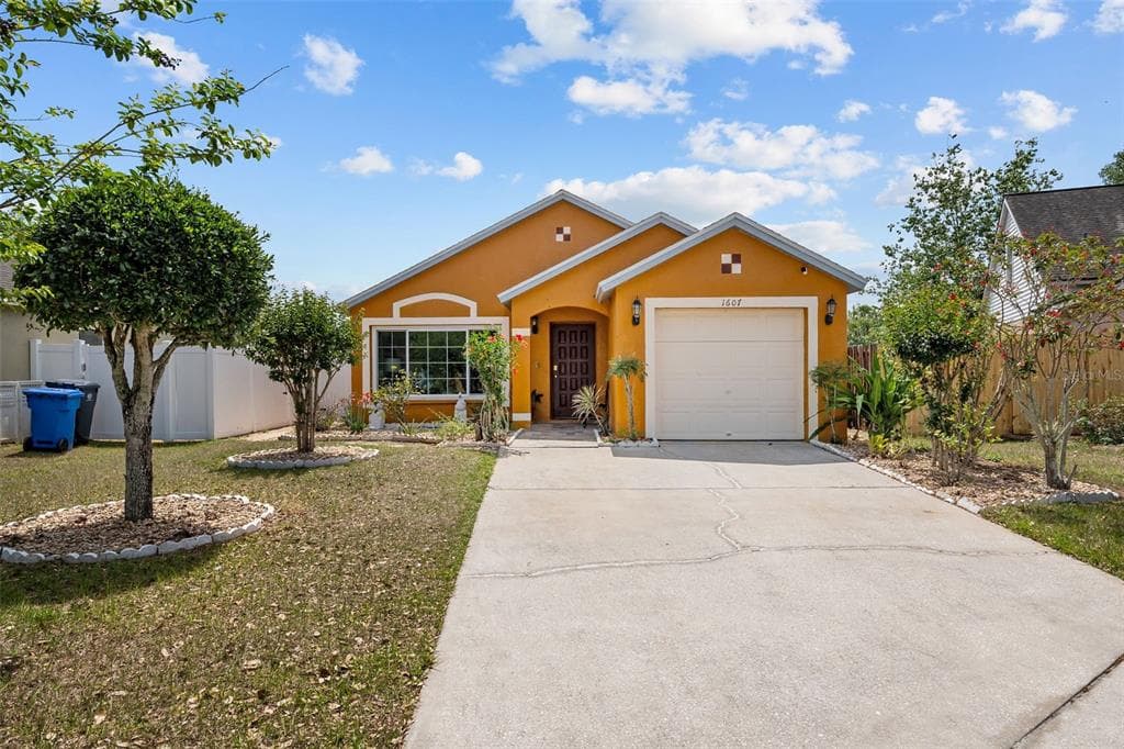 1607 TROPICANA WAY VALRICO, FL 33594