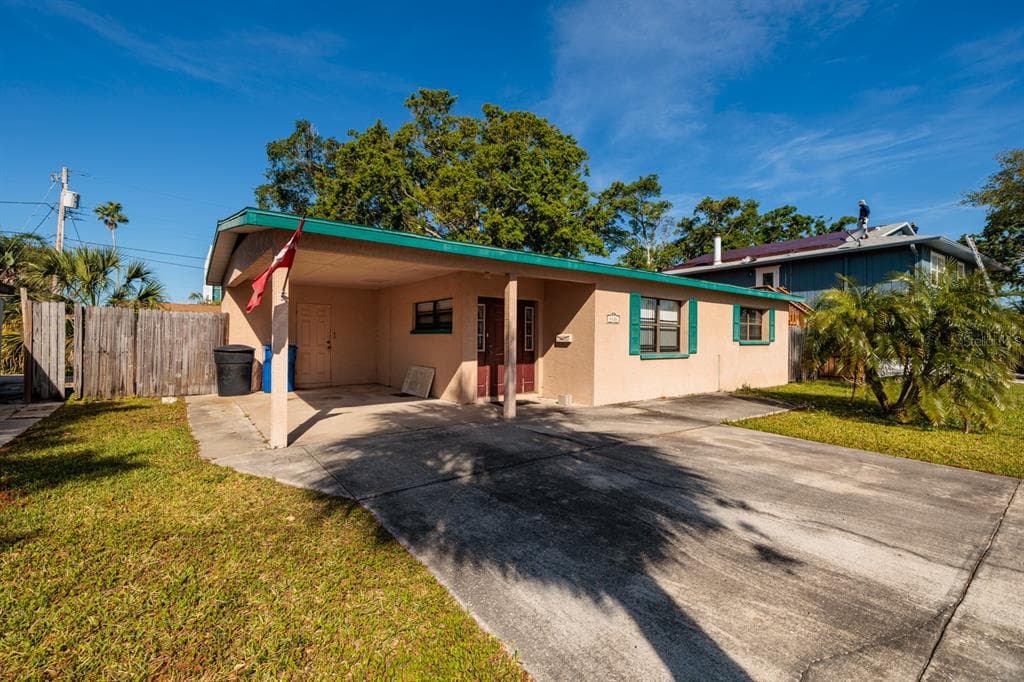 4126 CARSON STREET NE ST PETERSBURG, FL 33703