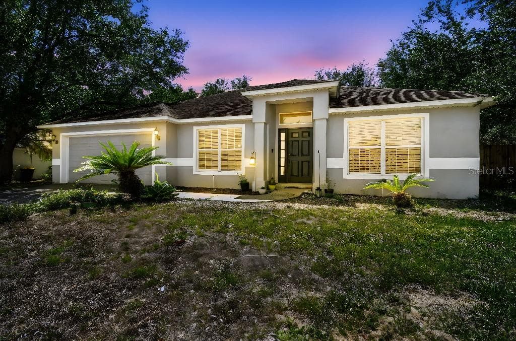 1337 OAK VALLEY BOULEVARD MINNEOLA, FL 34715