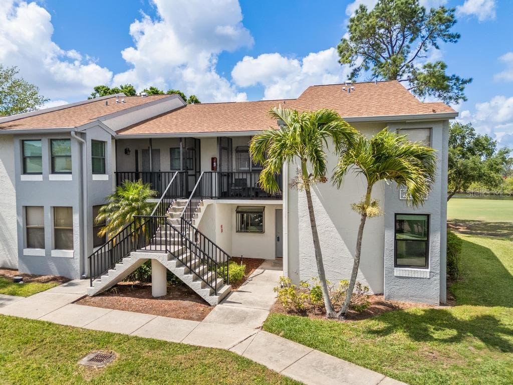 2017 SKIMMER COURT W UNIT 416 CLEARWATER, FL 33762