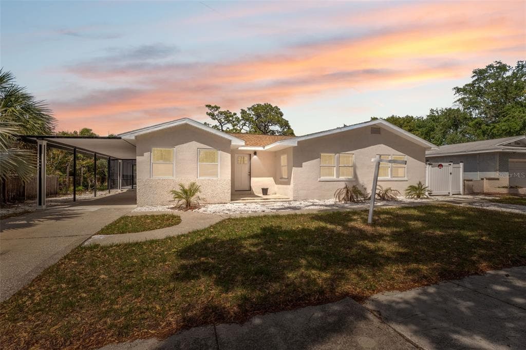 7313 8TH AVENUE N ST PETERSBURG, FL 33710