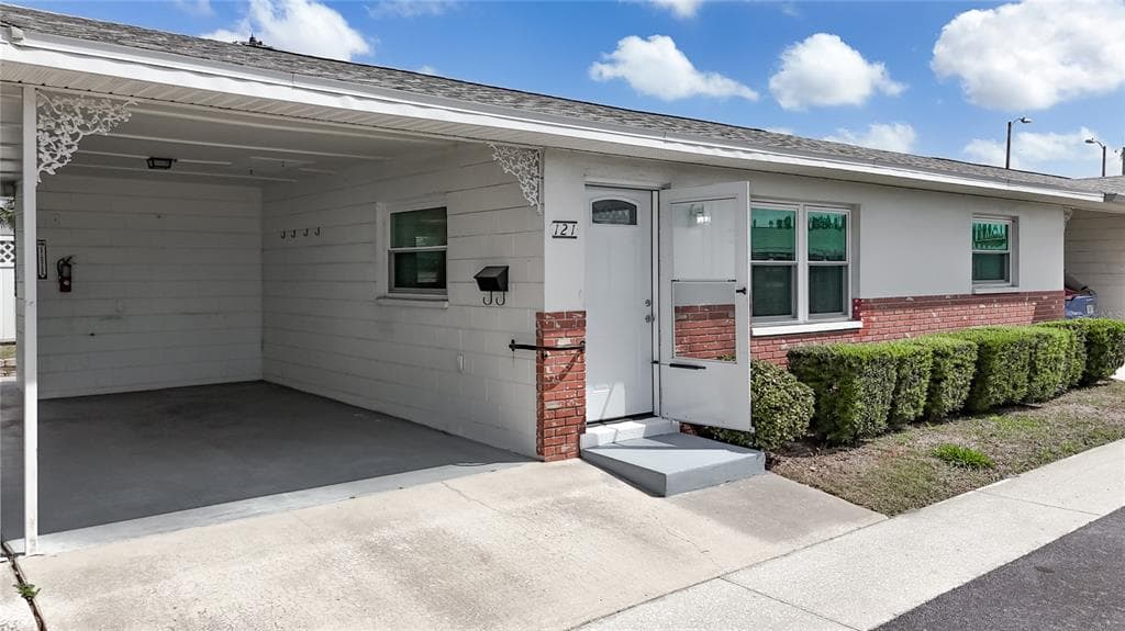 12400 PARK BOULEVARD UNIT 121 SEMINOLE, FL 33772