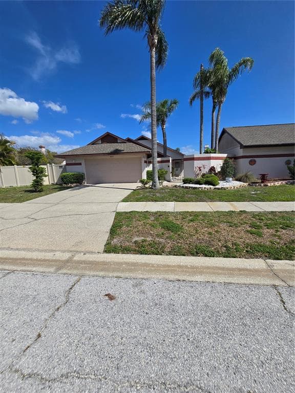 10825 VENICE CIRCLE TAMPA, FL 33635
