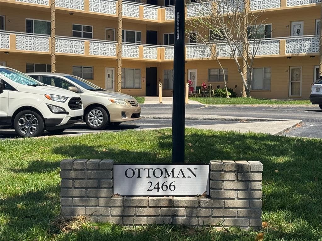 2466 ECUADORIAN WAY UNIT 42 CLEARWATER, FL 33763