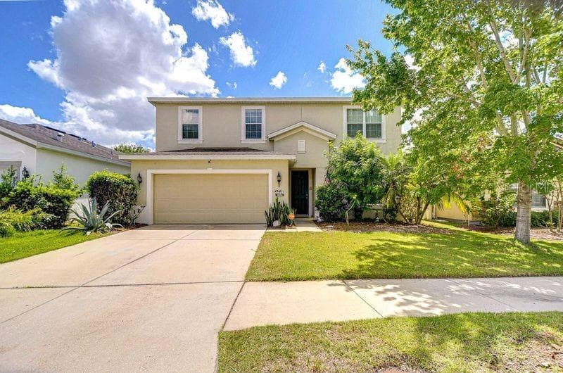 11231 SPRING POINT CIRCLE RIVERVIEW, FL 33579