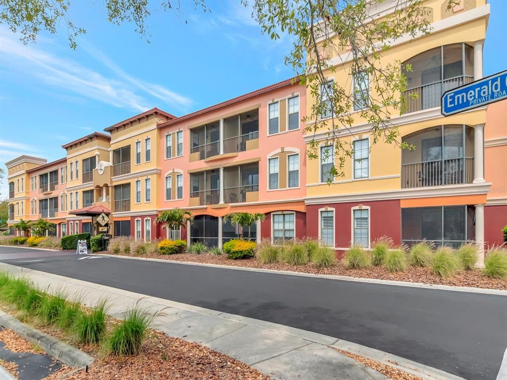 13941 CLUBHOUSE DRIVE UNIT 212 TAMPA, FL 33618