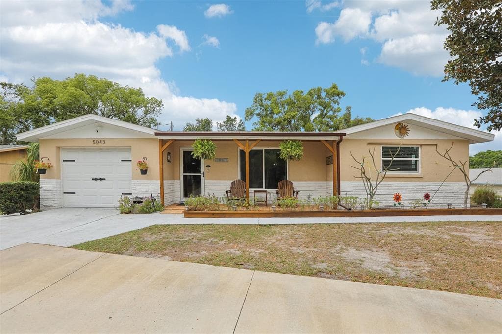 5043 OVERLOOK DRIVE