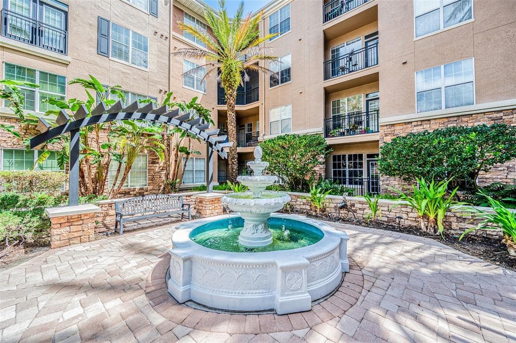4221 W SPRUCE STREET UNIT 1327 TAMPA, FL 33607