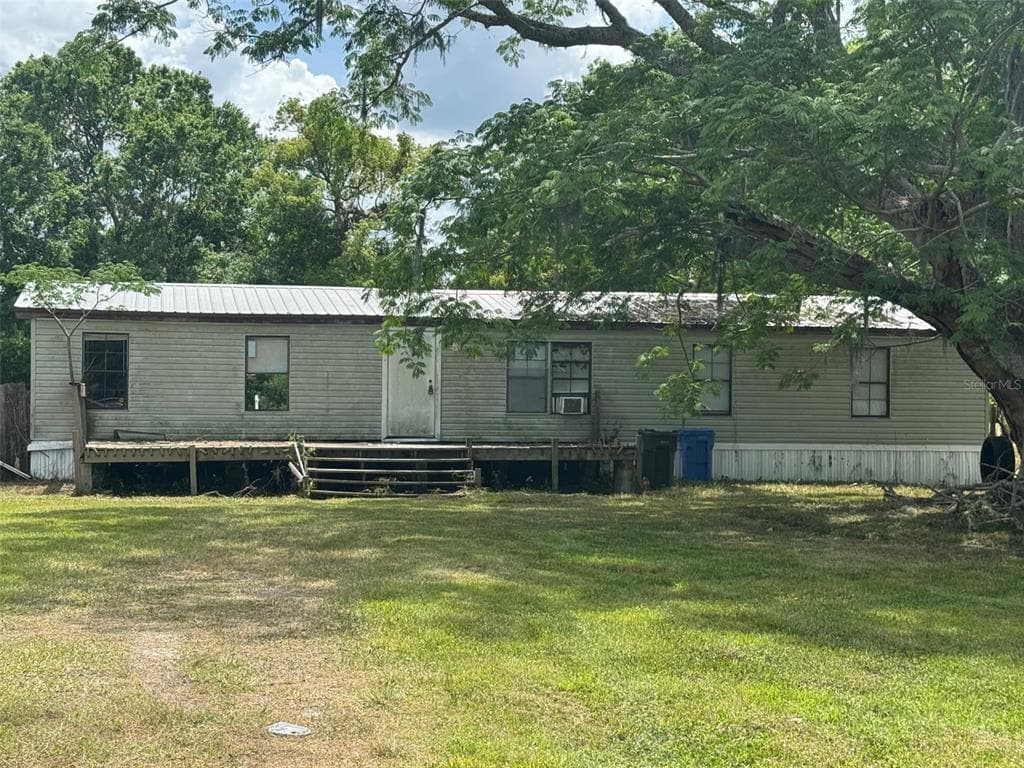 4777 MESSICK AVENUE PLANT CITY, FL 33566