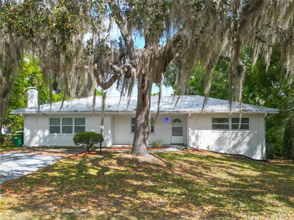 1406 EDEN DRIVE INVERNESS, FL 34450