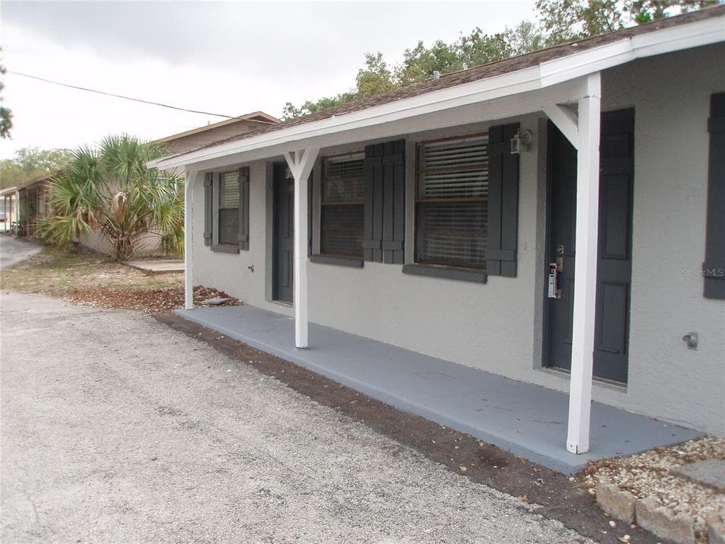1020 E LEMON STREET UNIT C TARPON SPRINGS, FL 34689