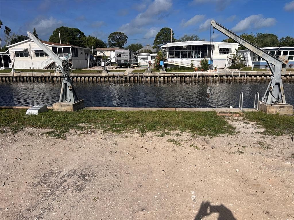 105 SCHOONER DRIVE UNIT 105