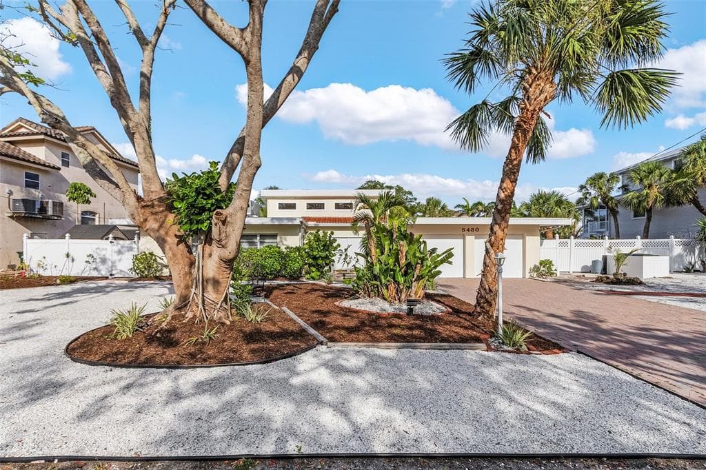 5430 AVENIDA DEL MARE SARASOTA, FL 34242