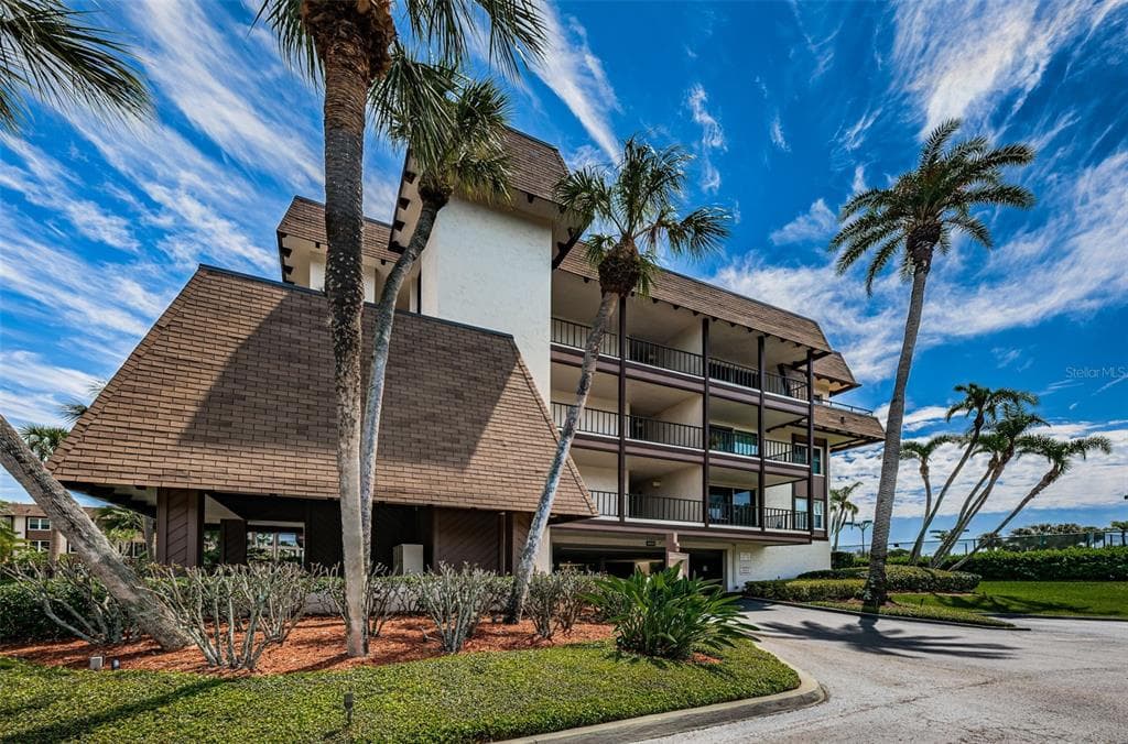 3021 COUNTRYSIDE BOULEVARD UNIT 45A CLEARWATER, FL 33761