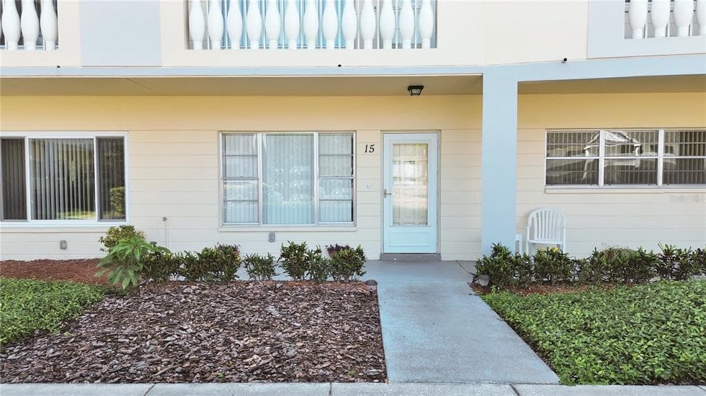 2221 SWEDISH DRIVE UNIT 15 CLEARWATER, FL 33763