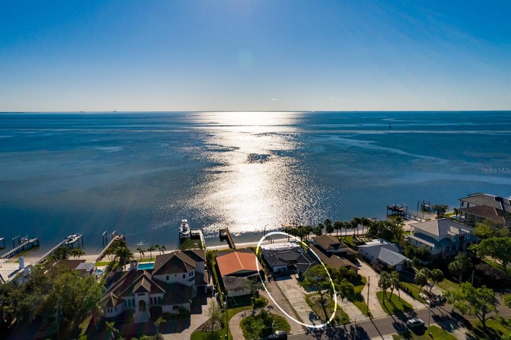3219 BAYSHORE BOULEVARD NE ST PETERSBURG, FL 33703