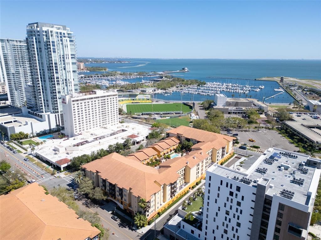 100 4TH AVENUE S UNIT 132 ST PETERSBURG, FL 33701