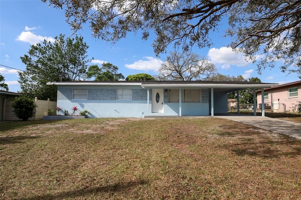4008 E HANLON STREET TAMPA, FL 33617