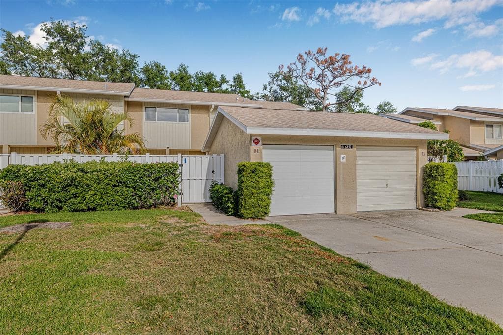 6497 CAPE HATTERAS WAY NE UNIT 3 ST PETERSBURG, FL 33702