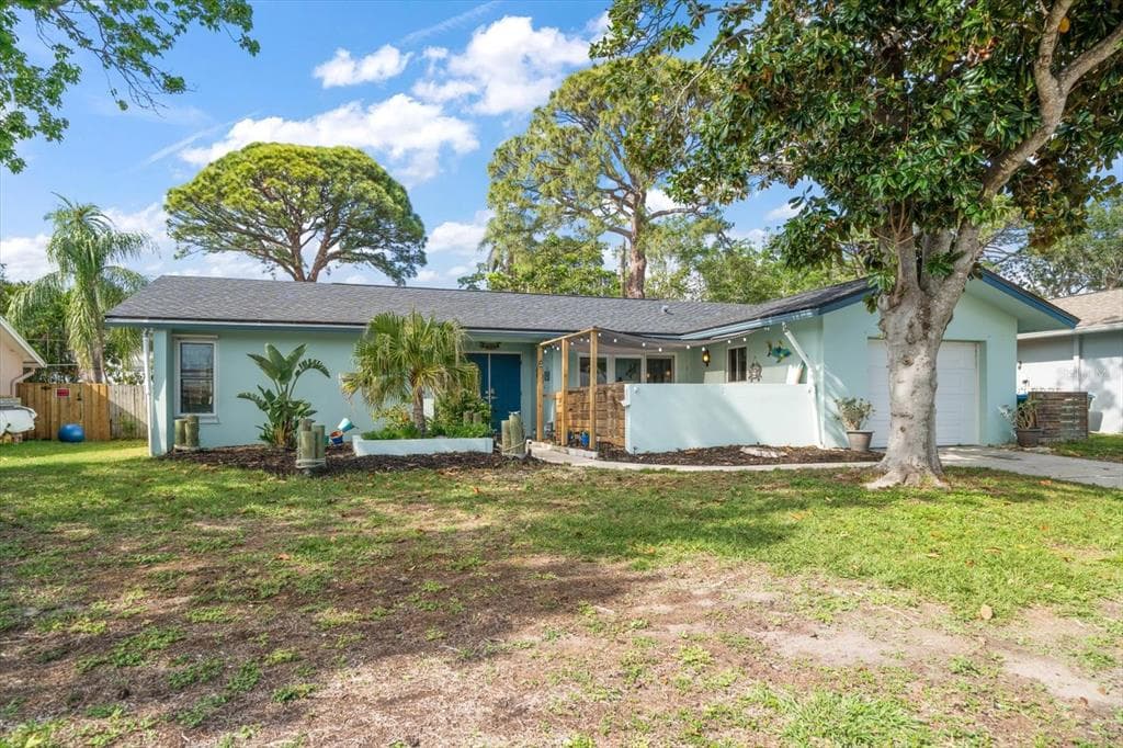 14199 82ND AVENUE SEMINOLE, FL 33776