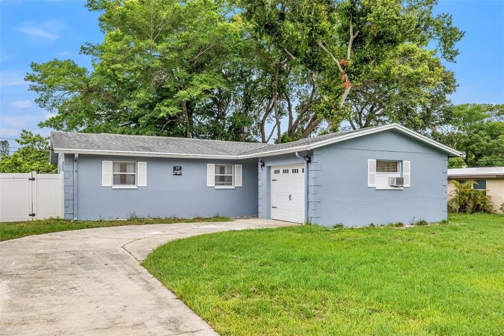 2088 NELLIE STREET LARGO, FL 33774