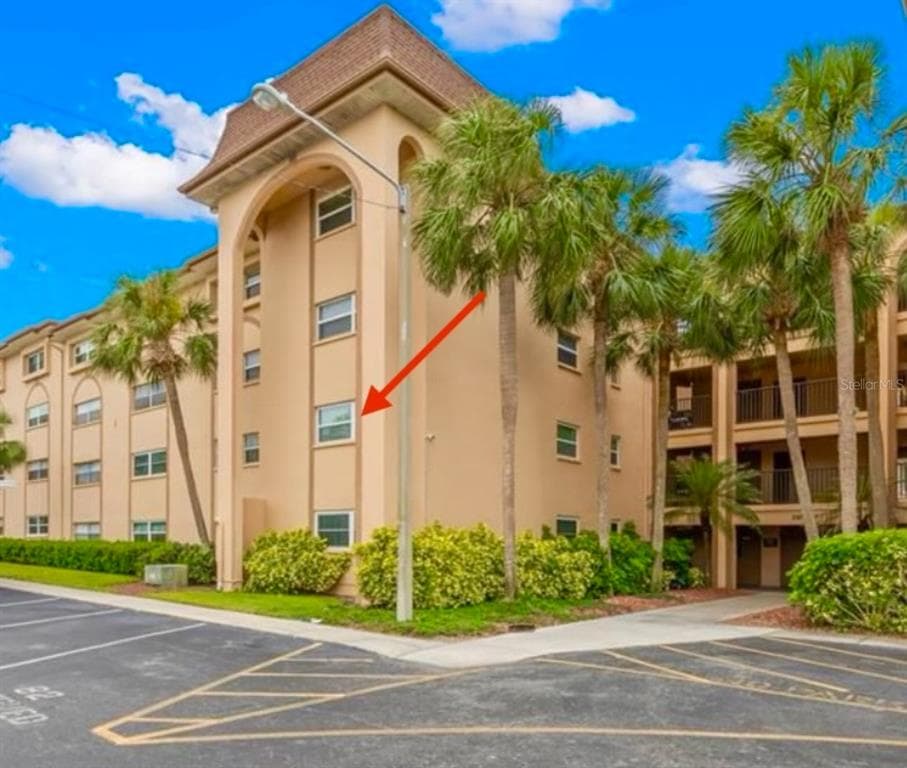 2525 W BAY DRIVE UNIT A20 BELLEAIR BLUFFS, FL 33770