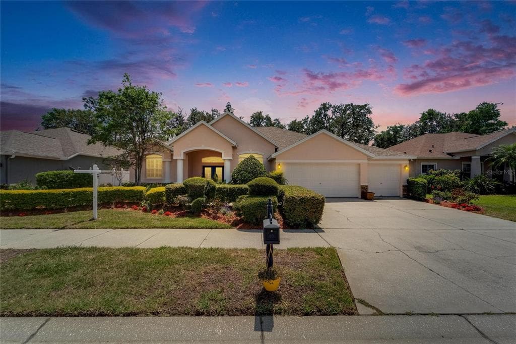2515 CENTENNIAL FALCON DRIVE