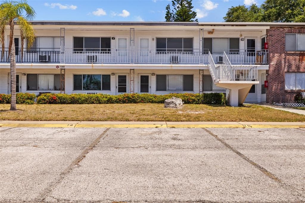 2366 SHELLEY STREET UNIT 7 CLEARWATER, FL 33765