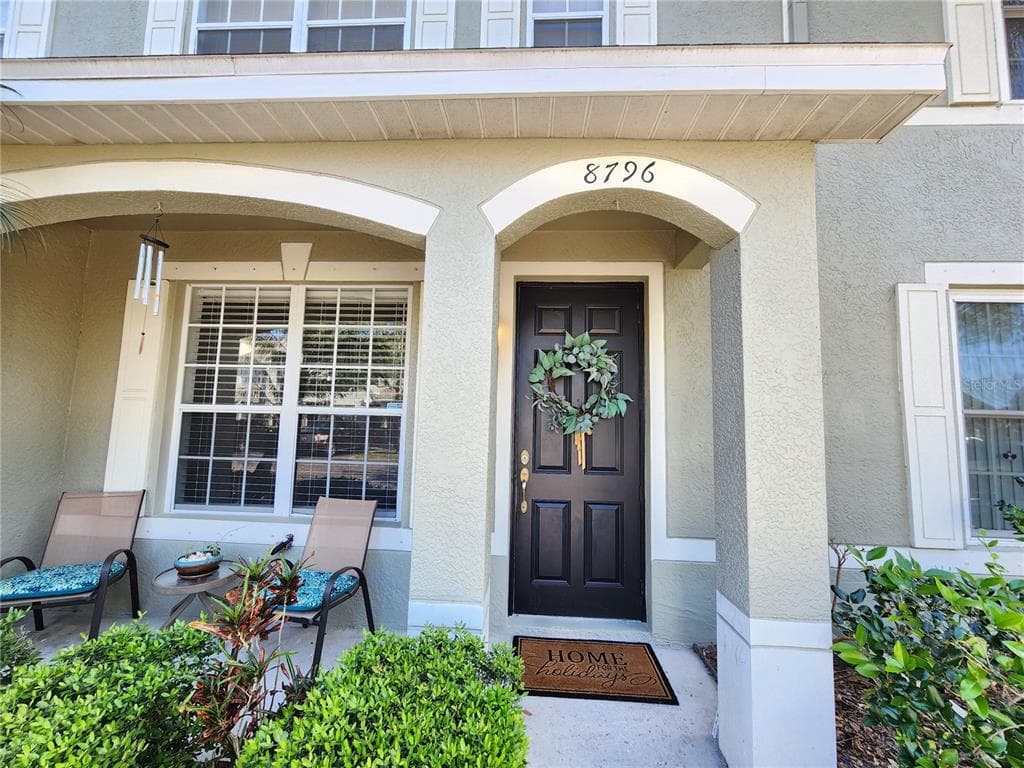 8796 CHRISTIE DRIVE LARGO, FL 33771