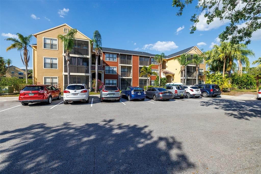 11901 4TH STREET N UNIT 11302 ST PETERSBURG, FL 33716