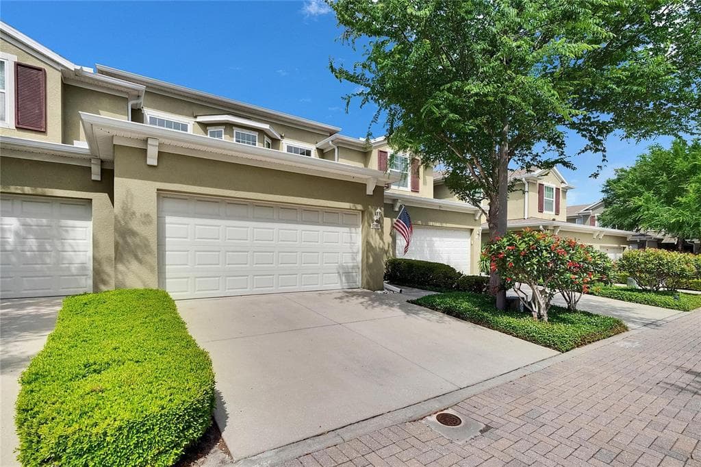 12807 WHITTINGTON COURT LARGO, FL 33773