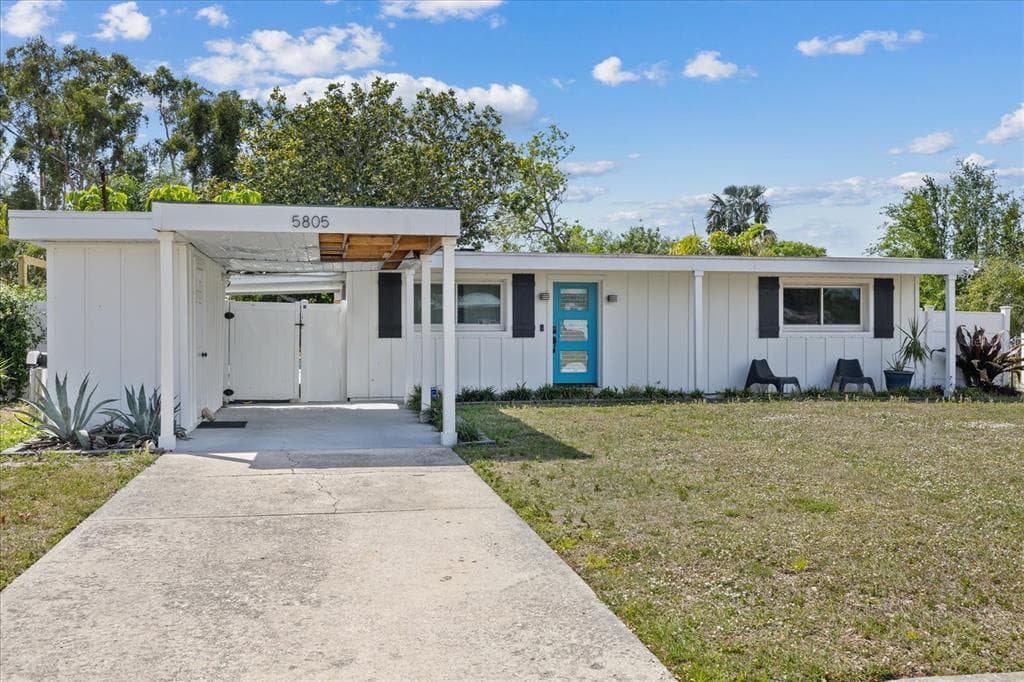 5805 S HUBERT AVENUE TAMPA, FL 33616