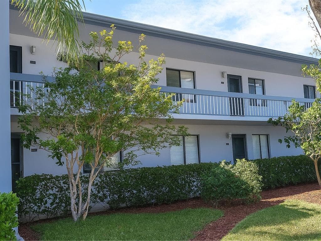 108 NINA WAY UNIT 3 OLDSMAR, FL 34677