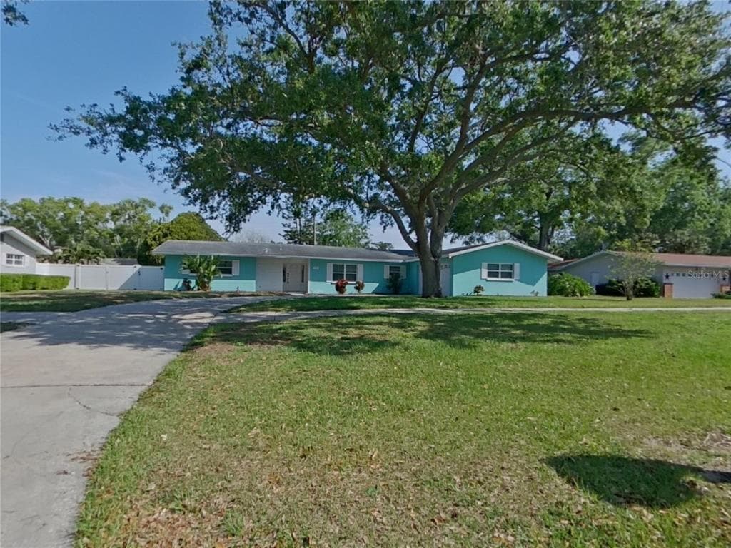 1866 LAKEVIEW ROAD CLEARWATER, FL 33764