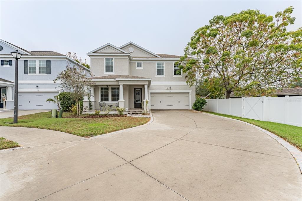 124 PHILIPPE GRAND COURT SAFETY HARBOR, FL 34695