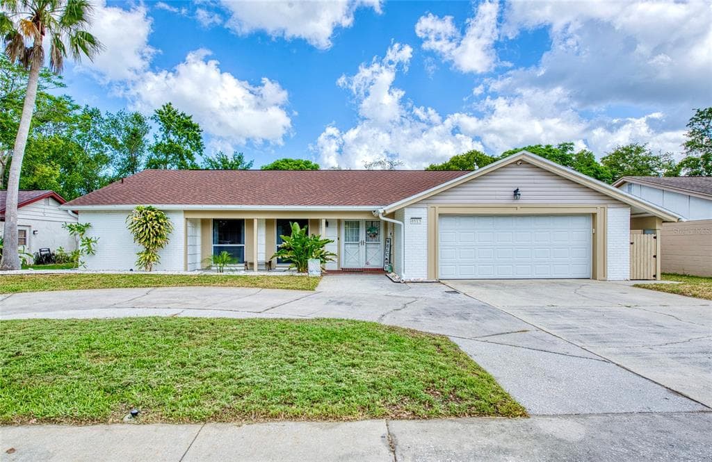 8513 SUNFLOWER LN HUDSON, FL 34667