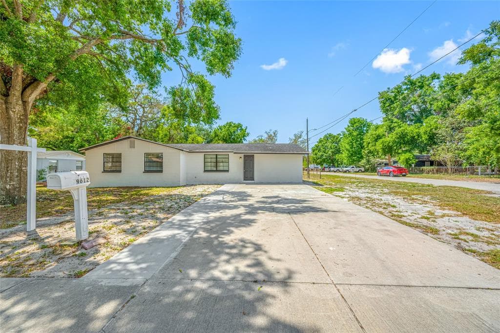 9612 N 16TH STREET TAMPA, FL 33612