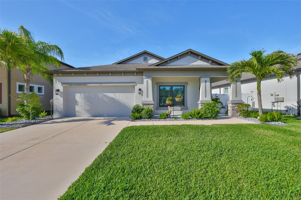 11407 LELAND GROVES DRIVE RIVERVIEW, FL 33579