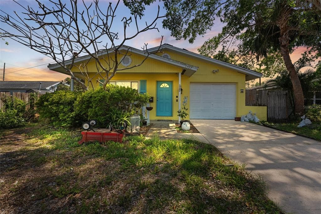 1782 MARYLAND AVENUE NE ST PETERSBURG, FL 33703