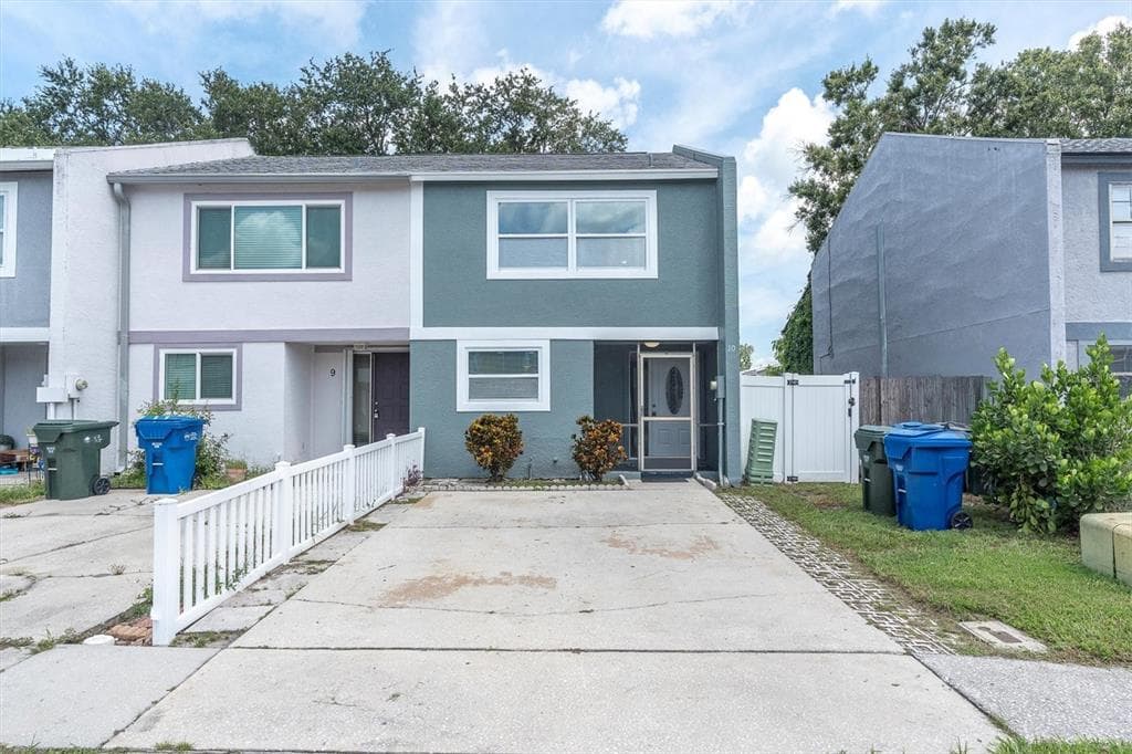 2751 S PINES DRIVE UNIT 10 LARGO, FL 33771