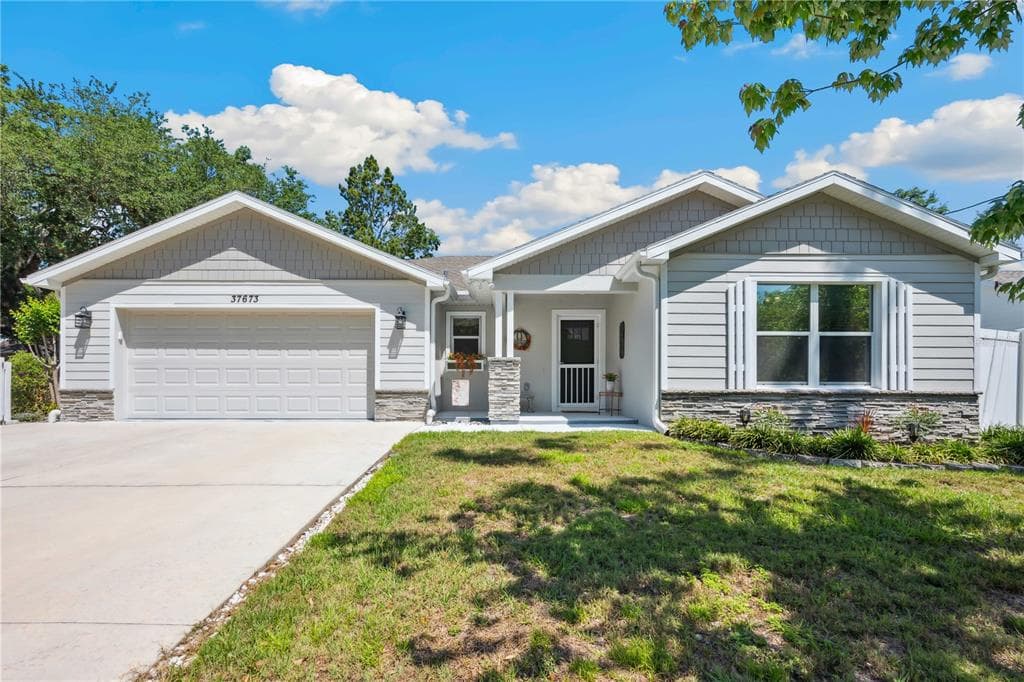 37673 DIXIE AVENUE DADE CITY, FL 33525
